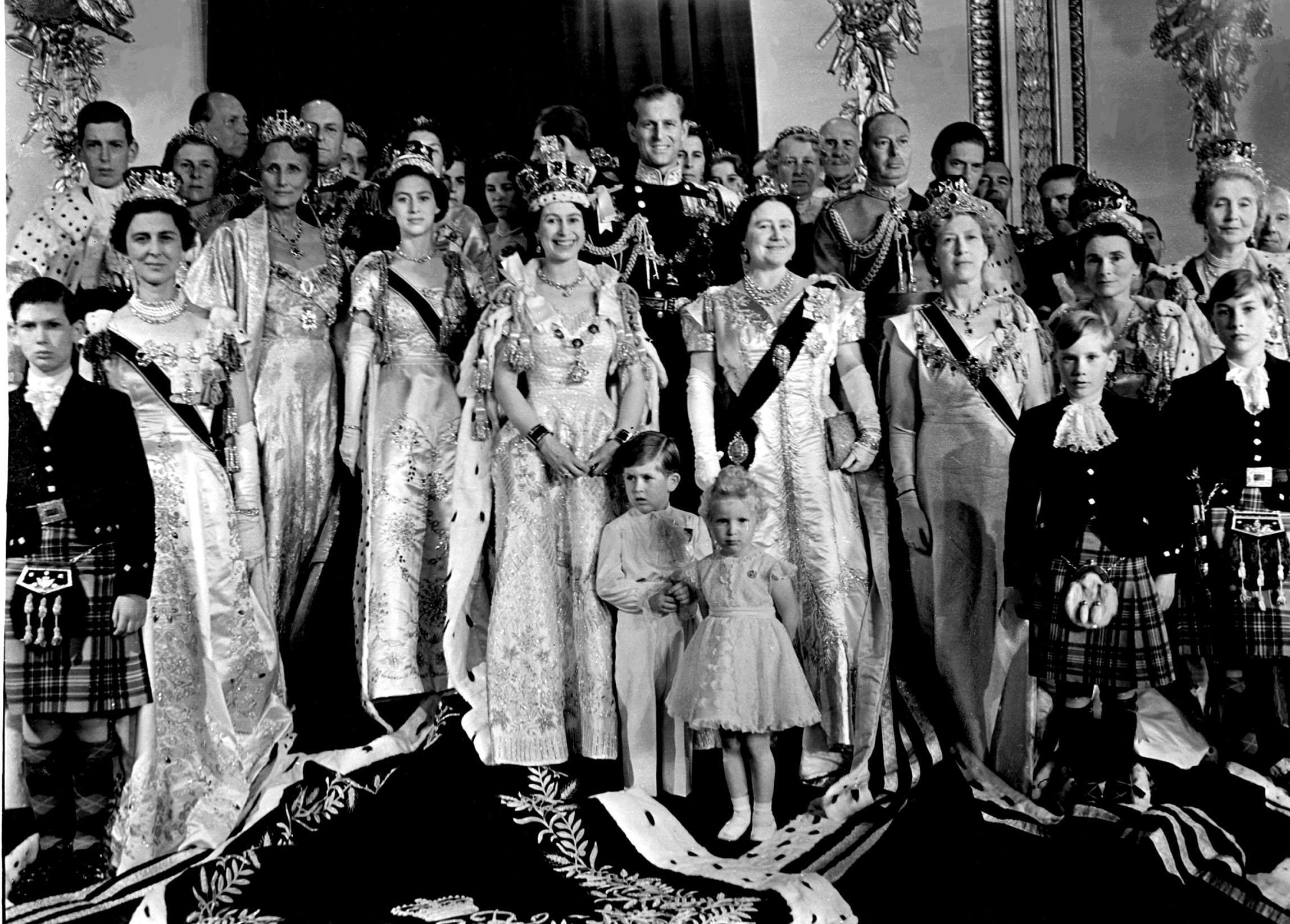 Her Majesty Queen Elizabeth Ii 1926 2022 Brendan Clarke Smith 2887